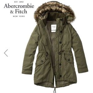 abercrombie & fitch women's parkas